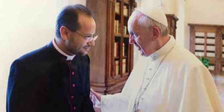 Father Yoannis Lahzi Gaido