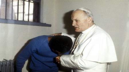 Pope John Paul II visits Mehmet Ali Agca