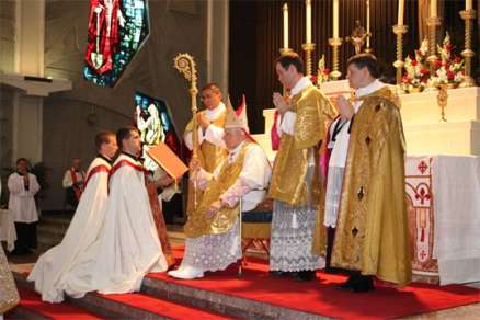 Bishop Fabian Bruskewitz Ordains Traditonal FSSP Priests
