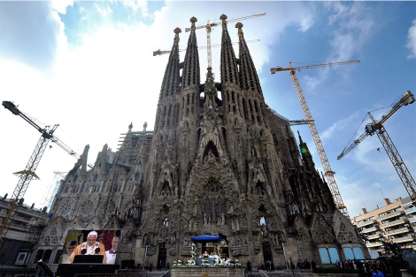 Pope Benedict at Spain's Sagrada Familia basilica