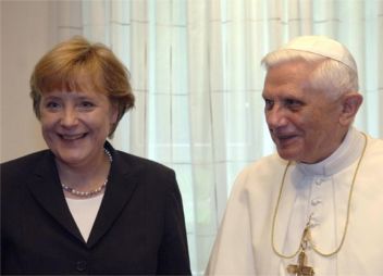 Pope Benedict XVI and German Chancellor Angela Merkel