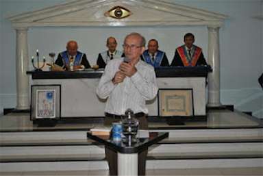 Bishop  Luiz Dem�trio Valentini, Bishop of the Diocese of Jales, in a Masonic Lodge