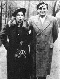 Karol walking with his maternal aunt and god- mother, Maria Anna Wia- drowska