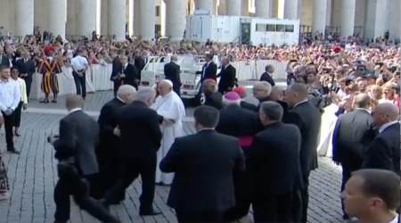 francis in Vatican Square