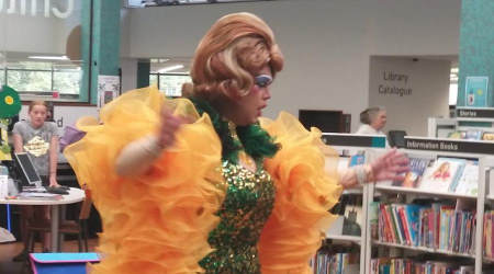 Drag queen Mama G