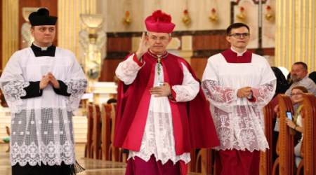 Bishop Athanasius Schneider