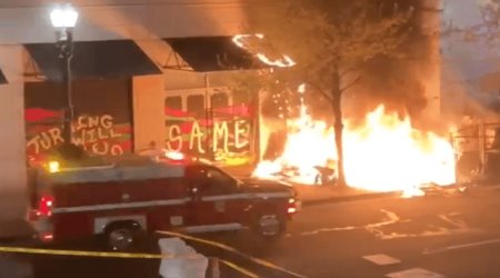 Antifa burn Apple store