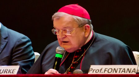 Cardinal Burke speaking the evening before the Synod’s October 2023 meeting