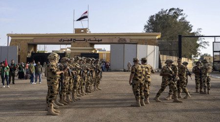 Egyptian troops at Gaza border crossing