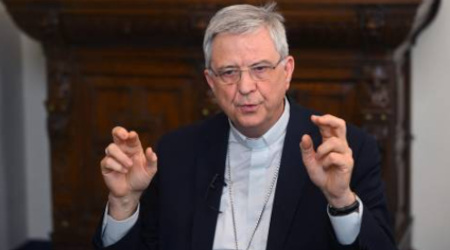 "Would Be a Fatal Blow to the Credibility of the Synodal Process": Bishop Bonny Insists on Ordaining Married Men "Would Be a Fatal Blow to the Credibility of the Synodal Process": Bishop Bonny Insists on Ordaining Married Men