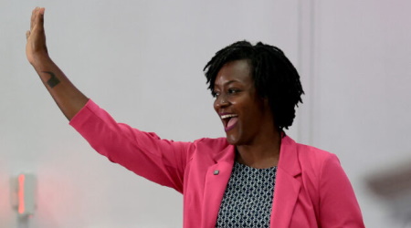 Florida DSA Senate Candidate’s Crazy Moments: Quotes Marxist Cop Killer, Calls Drag Shows ‘Wholesome Entertainment’ for Children Florida DSA Senate Candidate’s Crazy Moments: Quotes Marxist Cop Killer, Calls Drag Shows ‘Wholesome Entertainment’ for Children