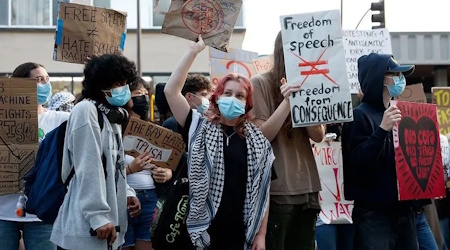 Forty-Five Percent of College Students Justify Violence to Stop 'Hate Speech': Survey Forty-Five Percent of College Students Justify Violence to Stop 'Hate Speech': Survey